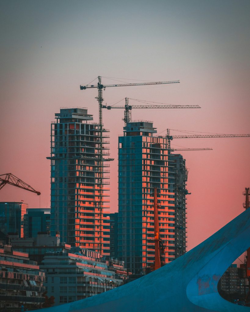 avocat en droit de l'urbanisme permis de construire
